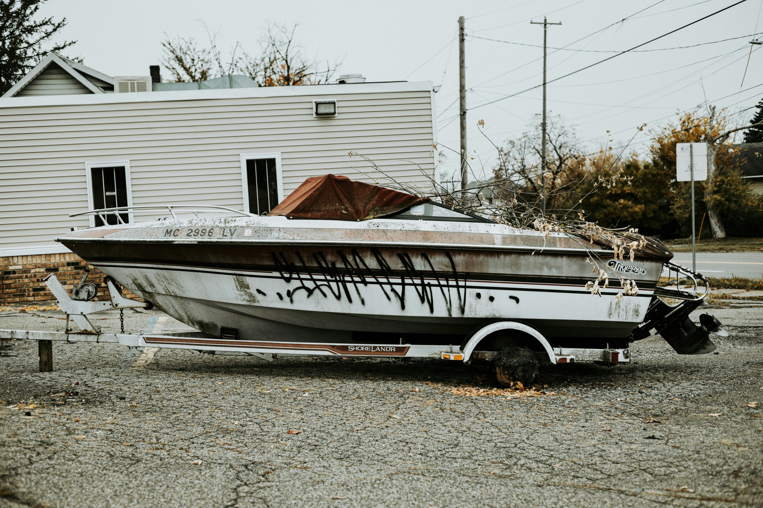 Illustration of steps involved in filing marine accident claims.